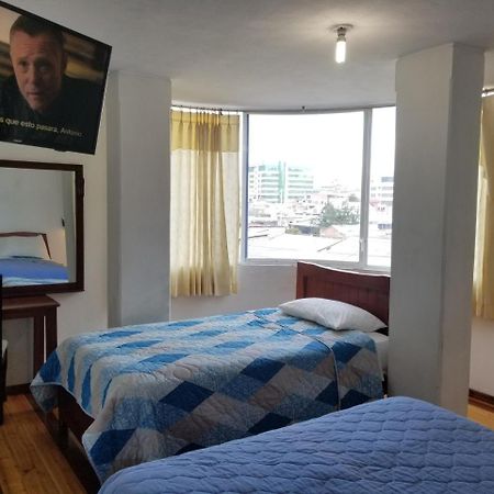 Hotel Ventura Riobamba Bagian luar foto