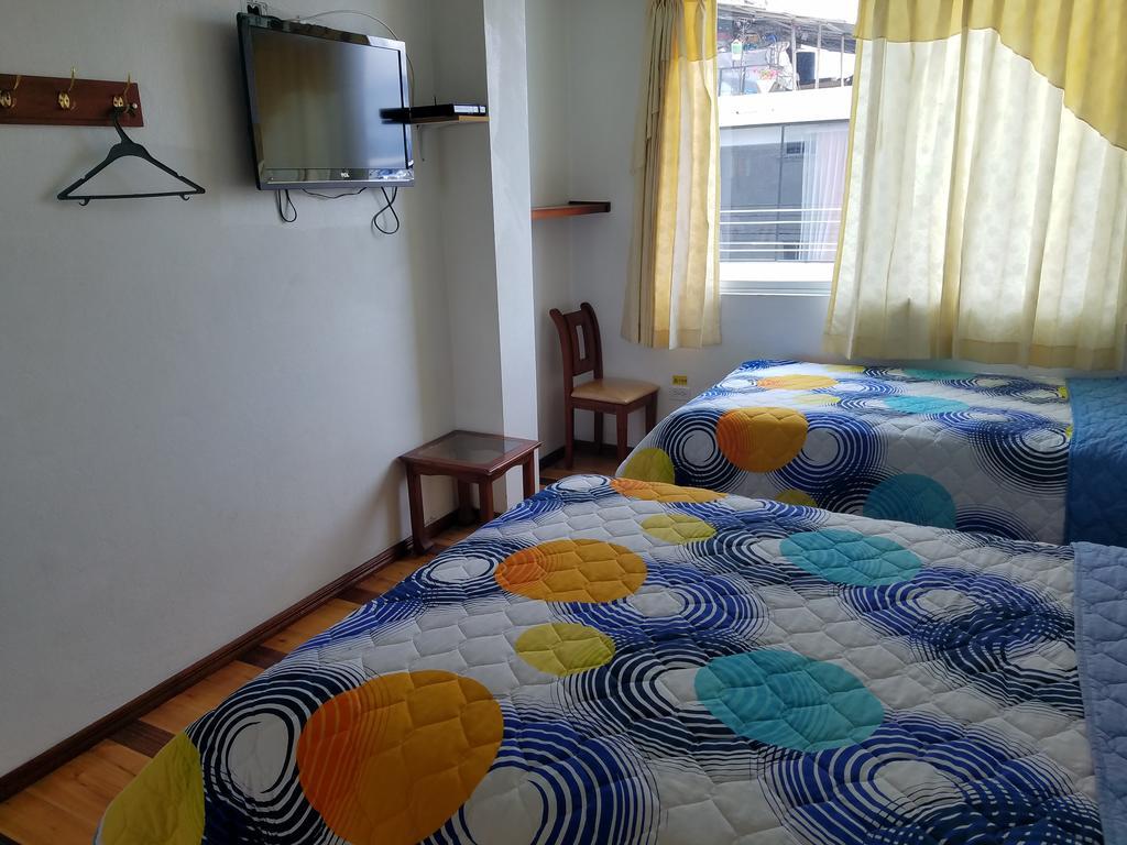 Hotel Ventura Riobamba Bagian luar foto